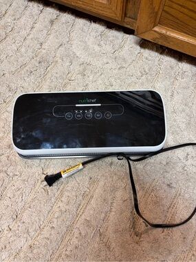 Black and White Vacuum Sealer for Food Preservation